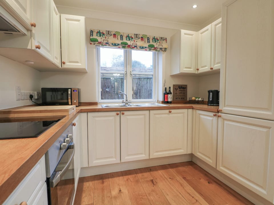 Fridge, dishwasher, electric kettle, toaster