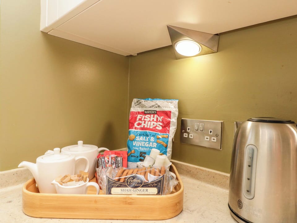 Cottage | Coffee and/or coffee maker