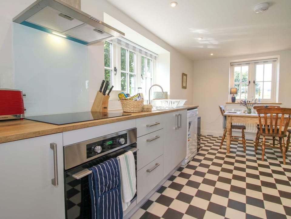 Fridge, dishwasher, electric kettle, toaster