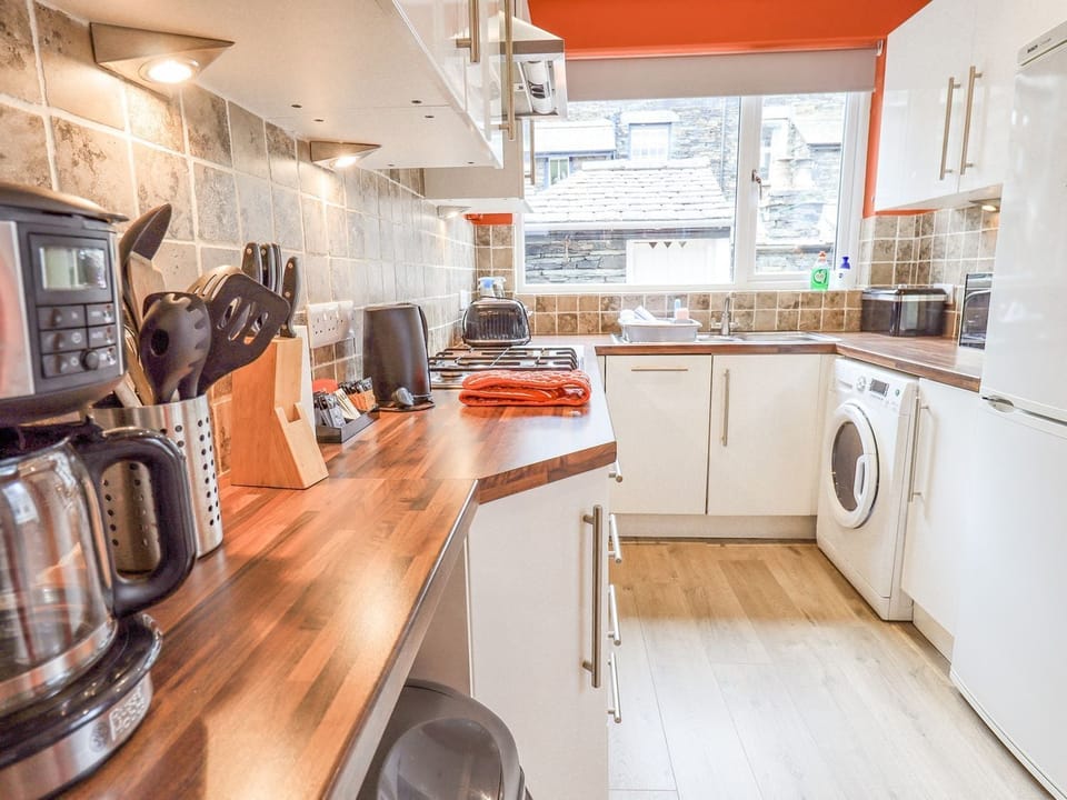 Fridge, dishwasher, electric kettle, toaster