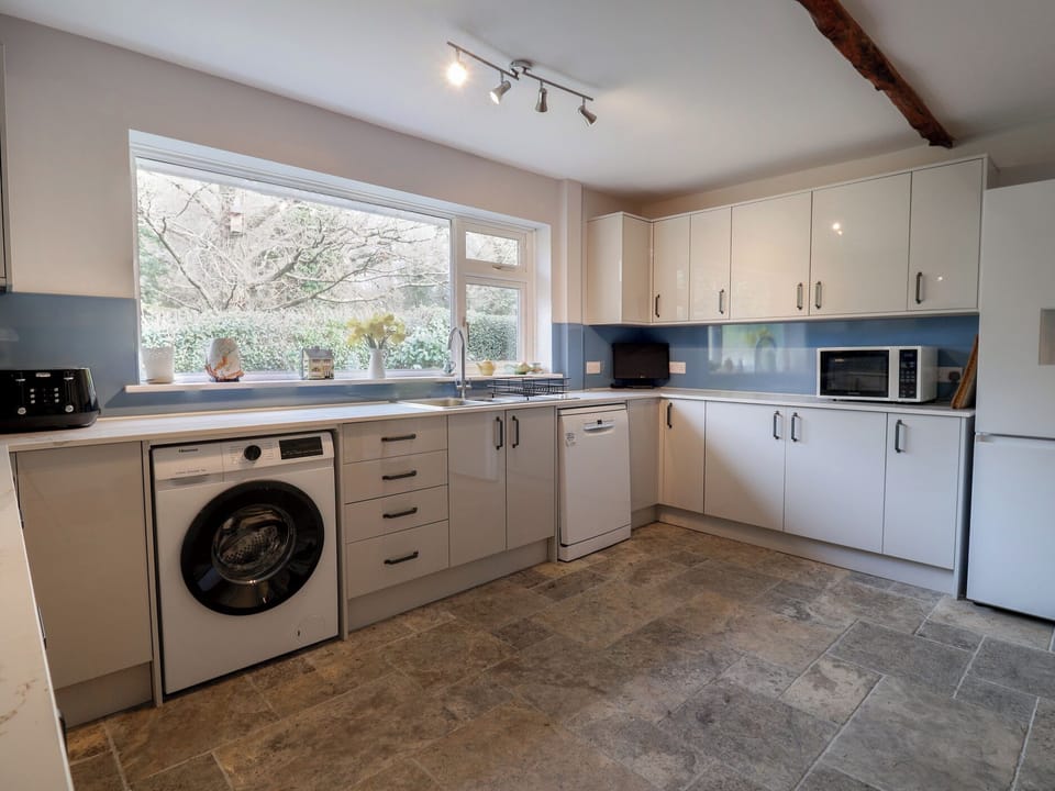 Fridge, dishwasher, electric kettle, toaster