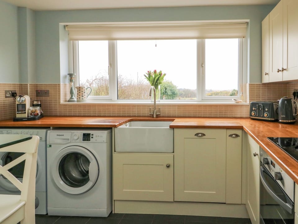 Fridge, dishwasher, electric kettle, toaster