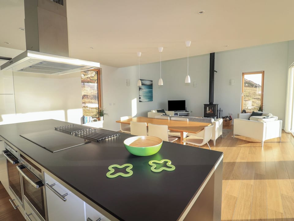 Fridge, dishwasher, electric kettle, toaster