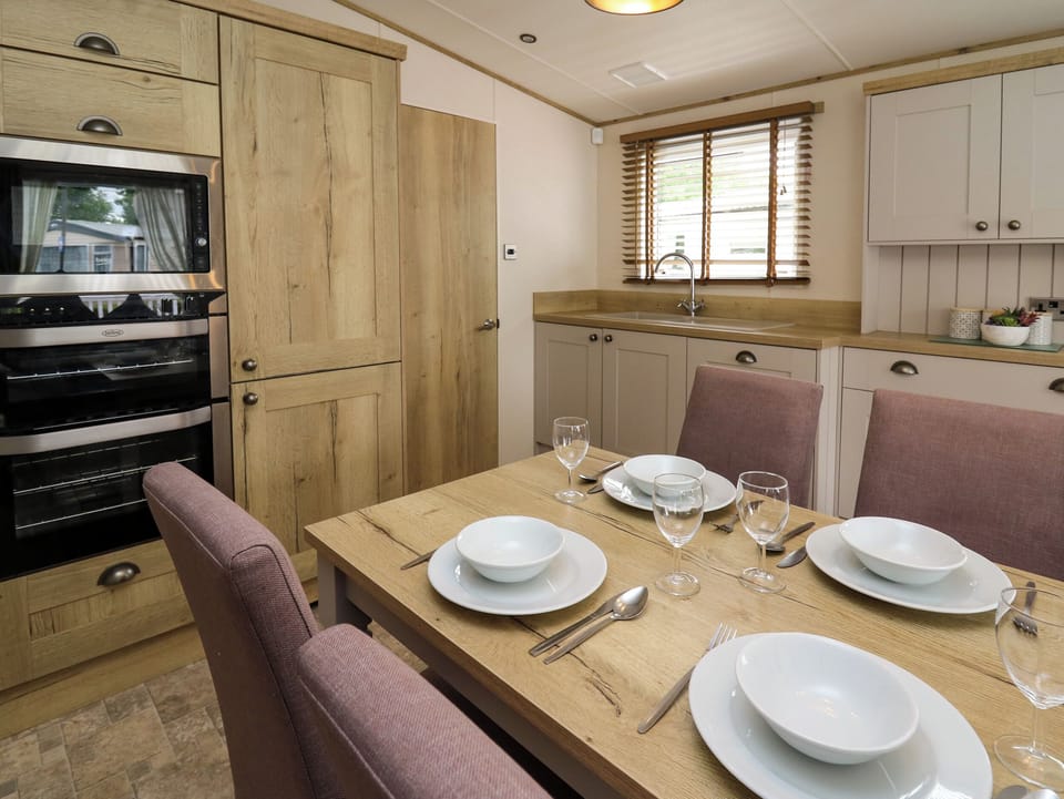 Fridge, dishwasher, electric kettle, toaster
