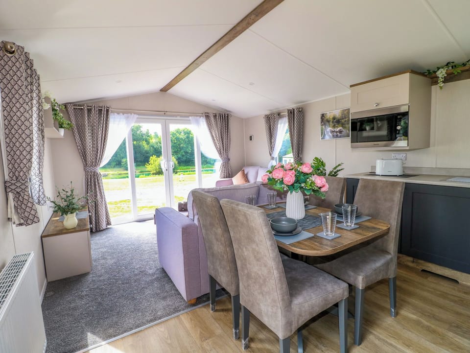 Peacock Lodge Cottage in South Derbyshire District
