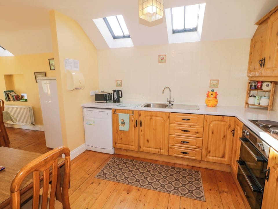 Fridge, dishwasher, electric kettle, toaster