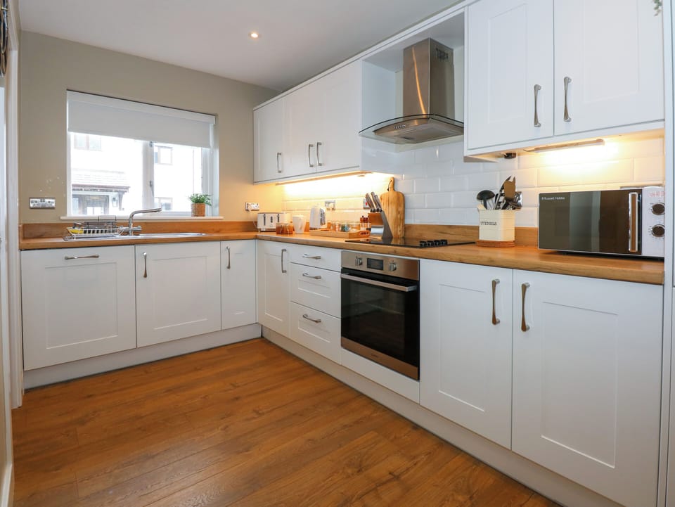 Fridge, microwave, dishwasher, toaster