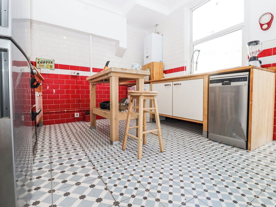 Fridge, dishwasher, electric kettle, toaster