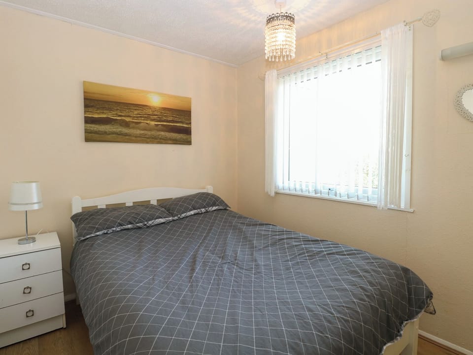 2 bedrooms, individually decorated, individually furnished, free WiFi