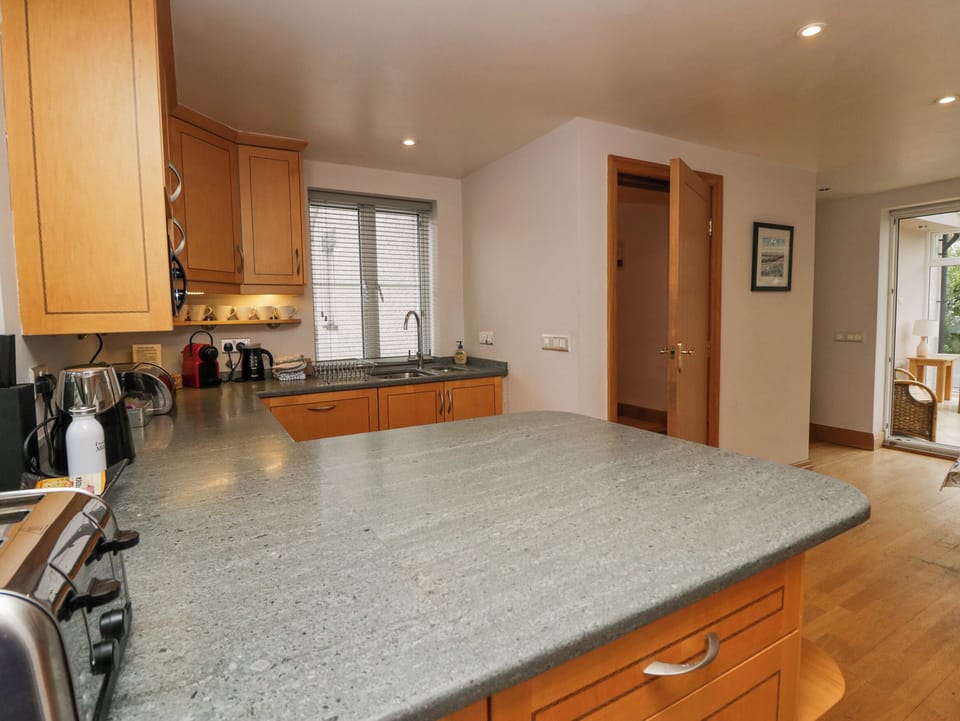 Fridge, dishwasher, electric kettle, toaster
