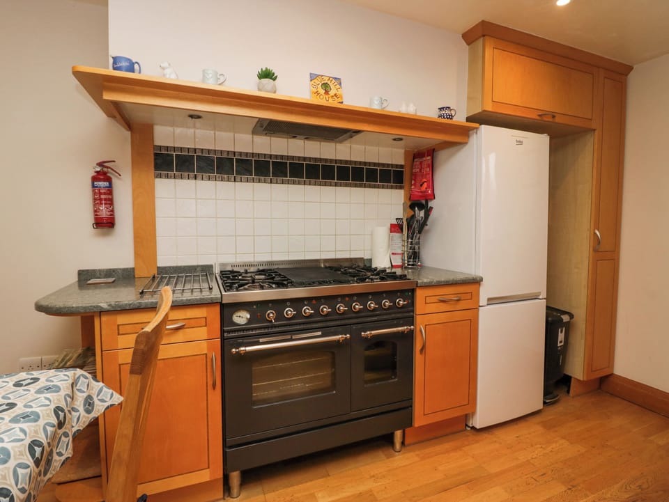 Fridge, dishwasher, electric kettle, toaster