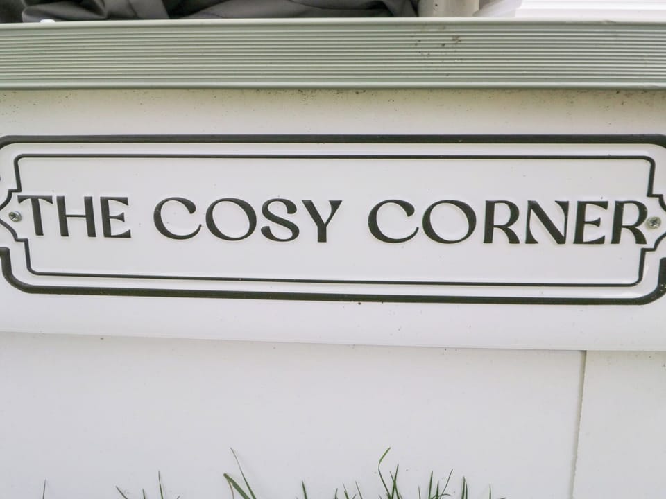 Cottage | Exterior detail