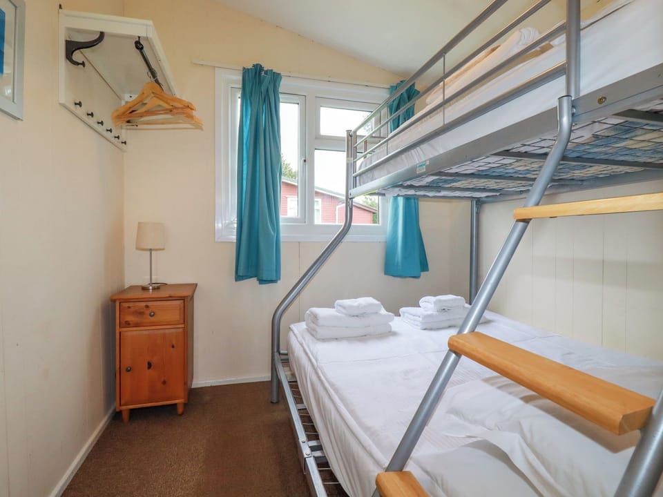 2 bedrooms, individually decorated, individually furnished, free WiFi