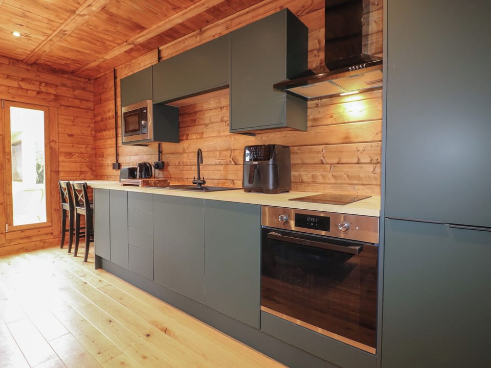 Fridge, dishwasher, electric kettle, toaster