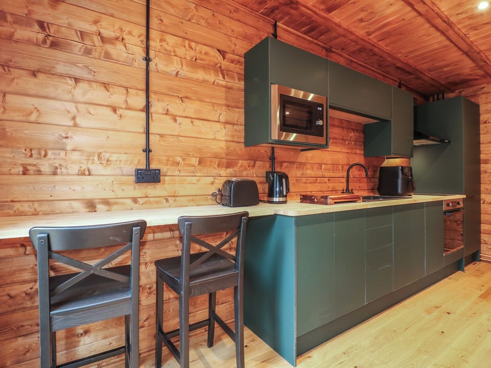 Fridge, dishwasher, electric kettle, toaster