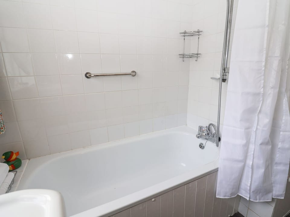 Flat 1, St Agnes House Cottage in Lyme Regis