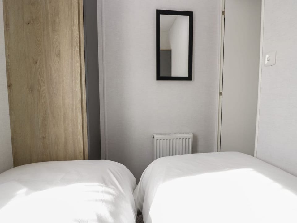Cottage | 2 bedrooms, individually decorated, individually furnished, free WiFi