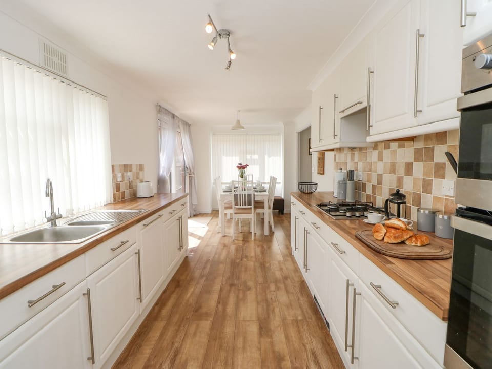 Fridge, dishwasher, electric kettle, toaster