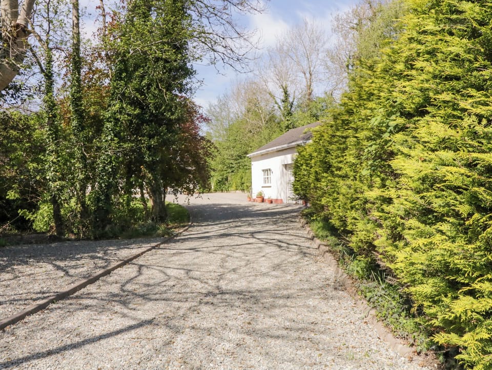 Cottage | Property grounds