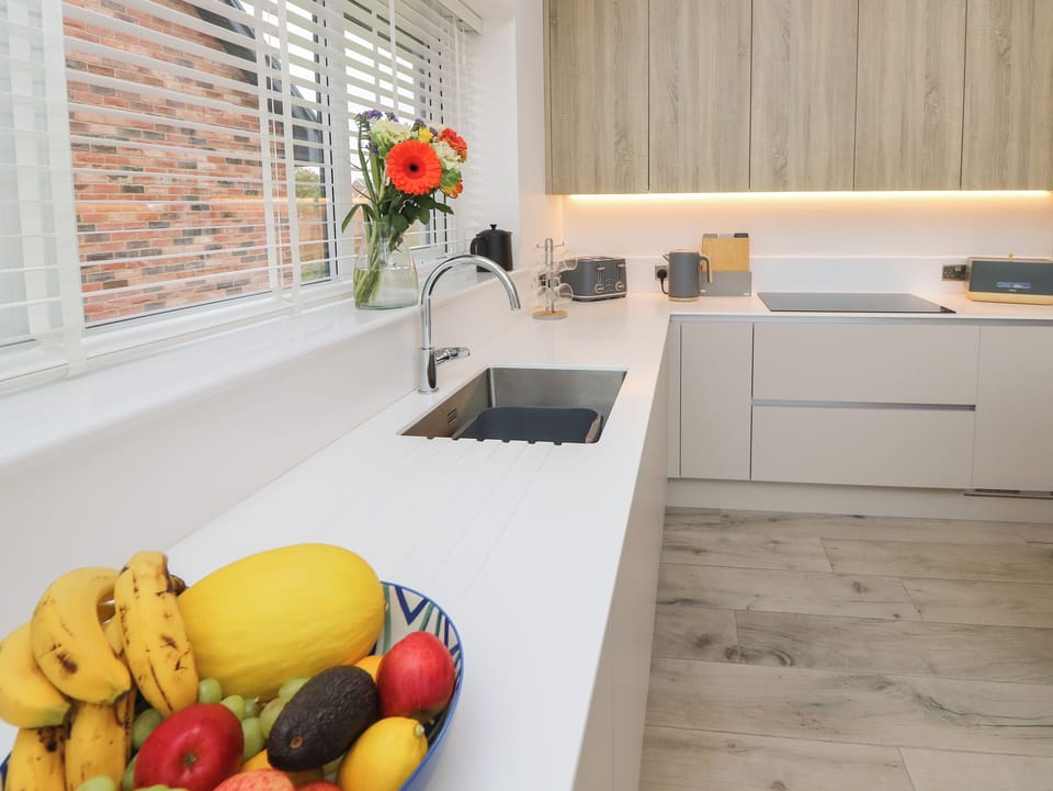 Fridge, dishwasher, electric kettle, toaster