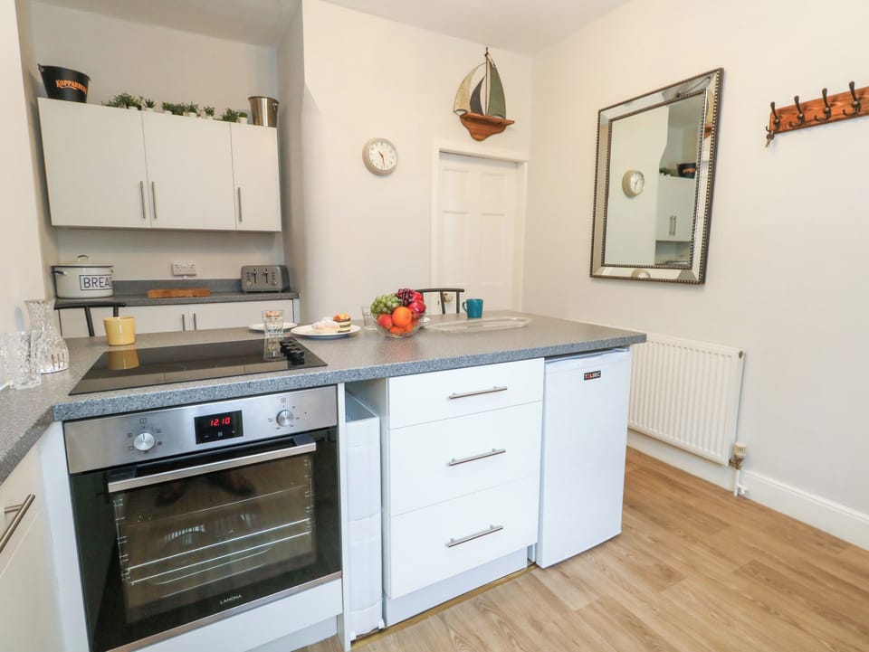 Fridge, dishwasher, electric kettle, toaster