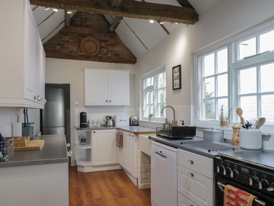 Fridge, dishwasher, electric kettle, toaster