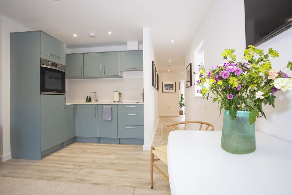 Fridge, dishwasher, electric kettle, toaster