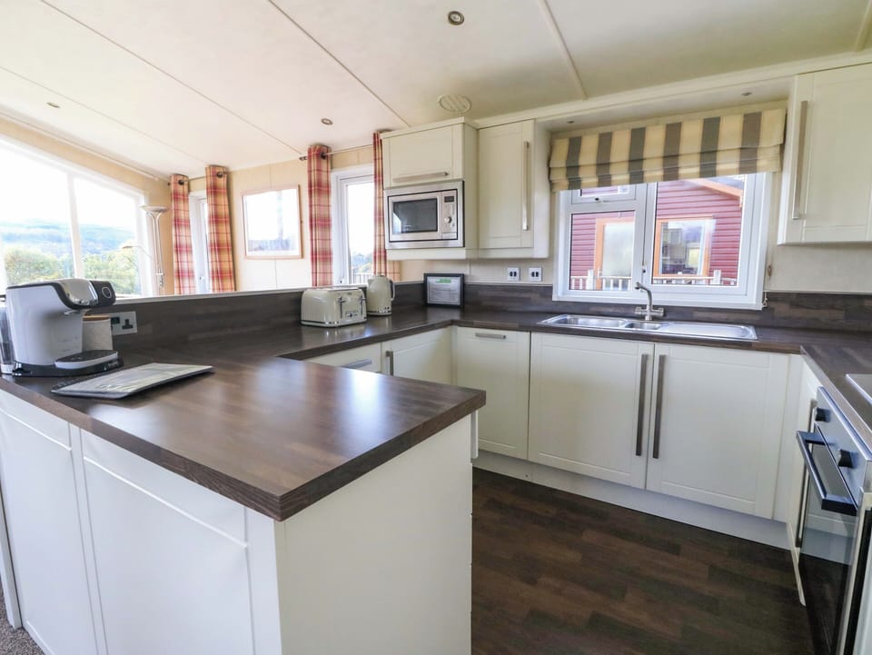 Fridge, dishwasher, electric kettle, toaster