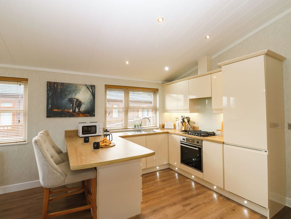 Fridge, dishwasher, electric kettle, toaster