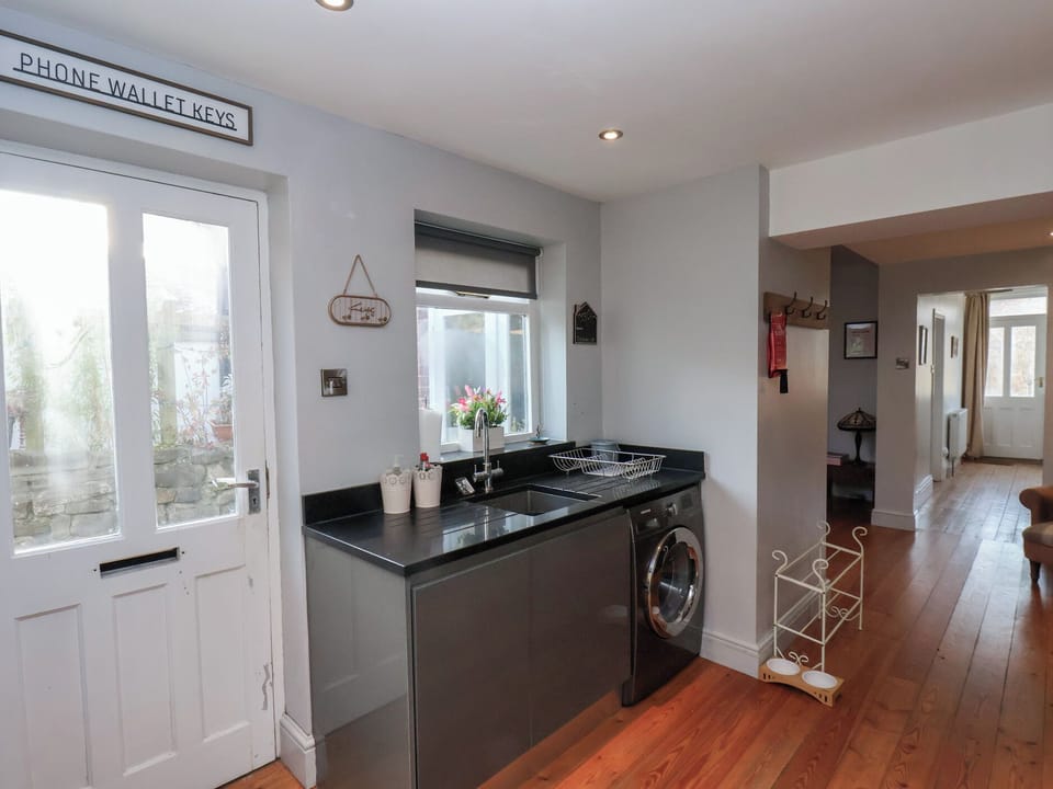 Fridge, dishwasher, electric kettle, toaster