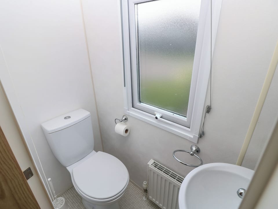 Millrythe Holiday Park Cottage in England