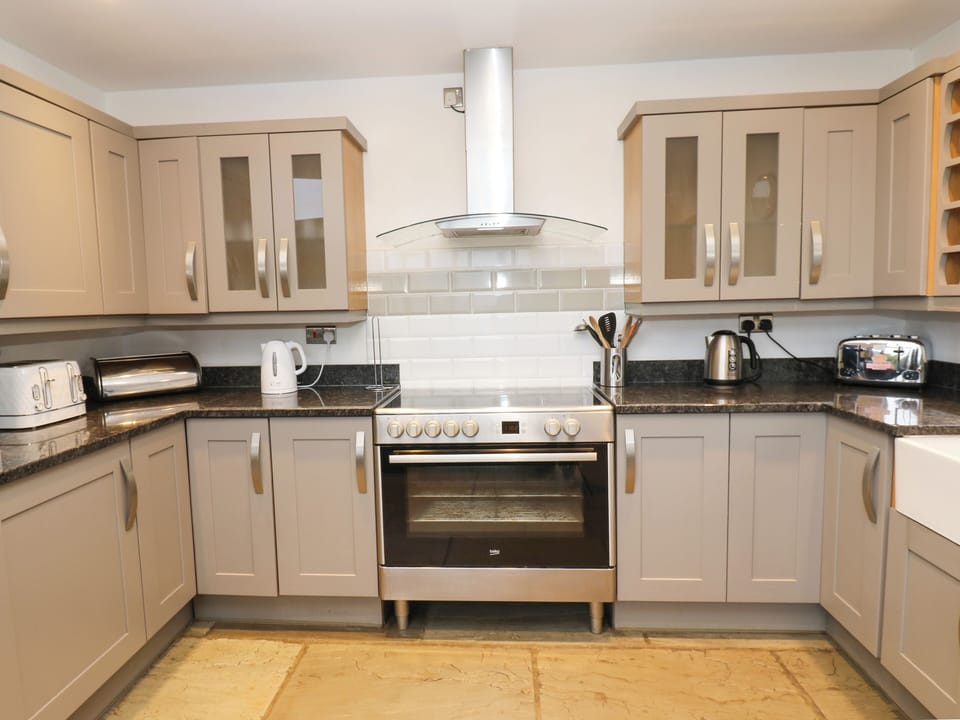 Fridge, dishwasher, electric kettle, toaster