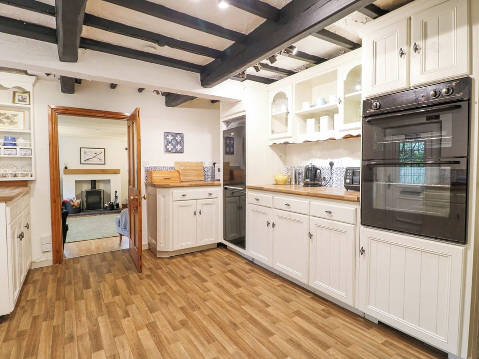 Fridge, dishwasher, electric kettle, cookware/dishes/utensils
