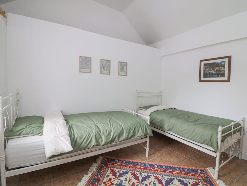 2 bedrooms, WiFi (free), individually decorated, individually furnished