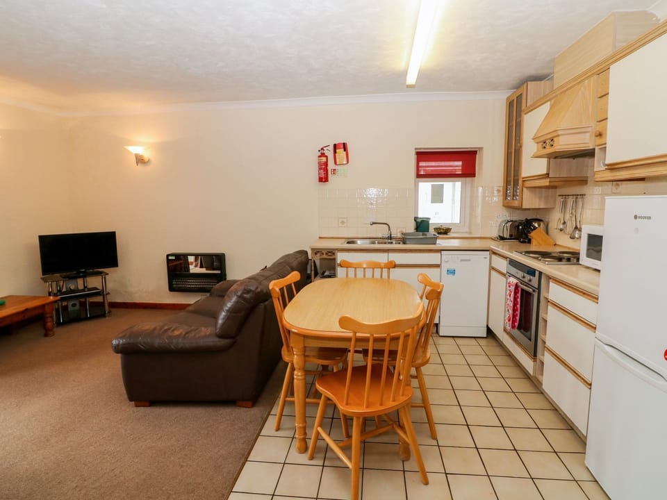 Fridge, dishwasher, electric kettle, cookware/dishes/utensils