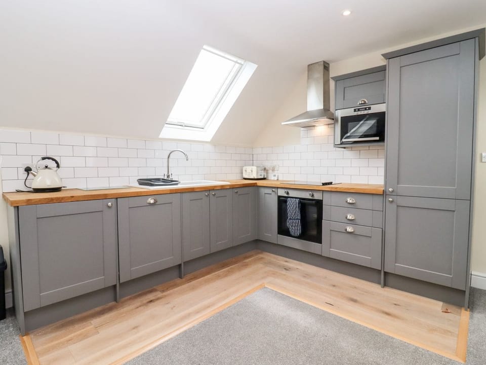 Fridge, dishwasher, electric kettle, toaster