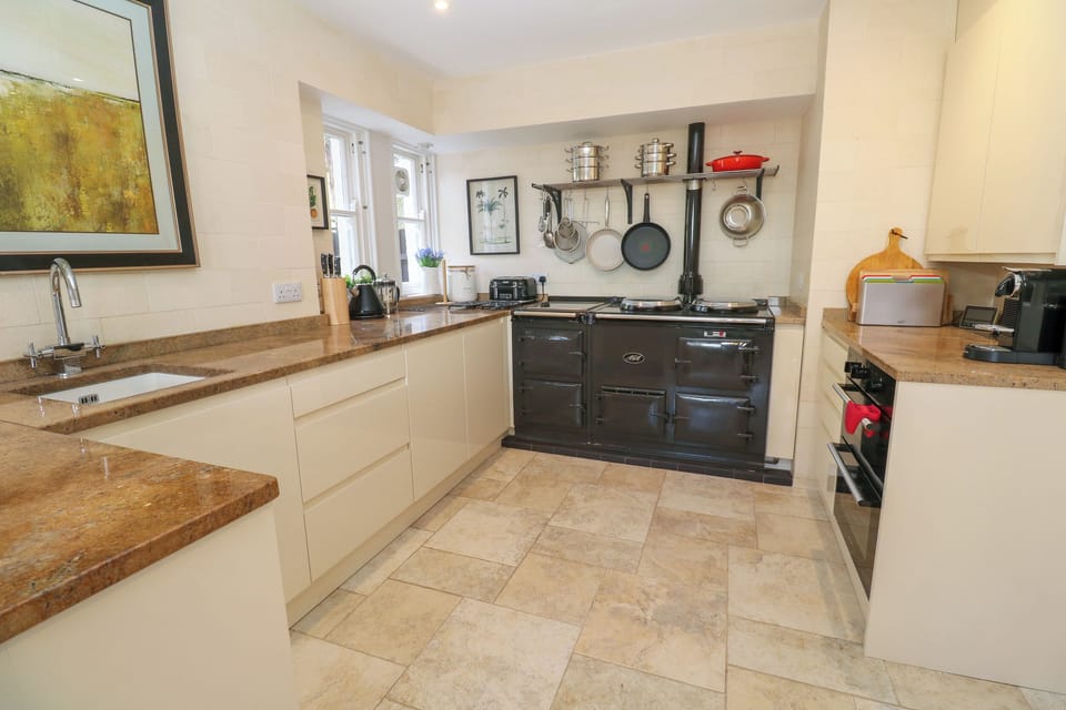 Fridge, dishwasher, electric kettle, toaster