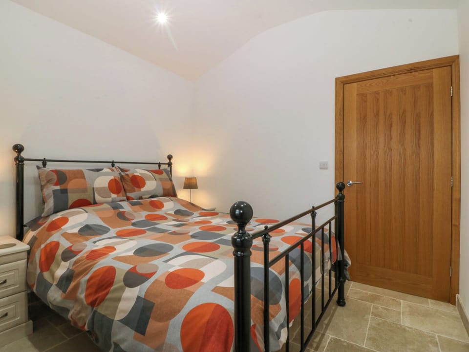 1 bedroom, individually decorated, individually furnished, free WiFi