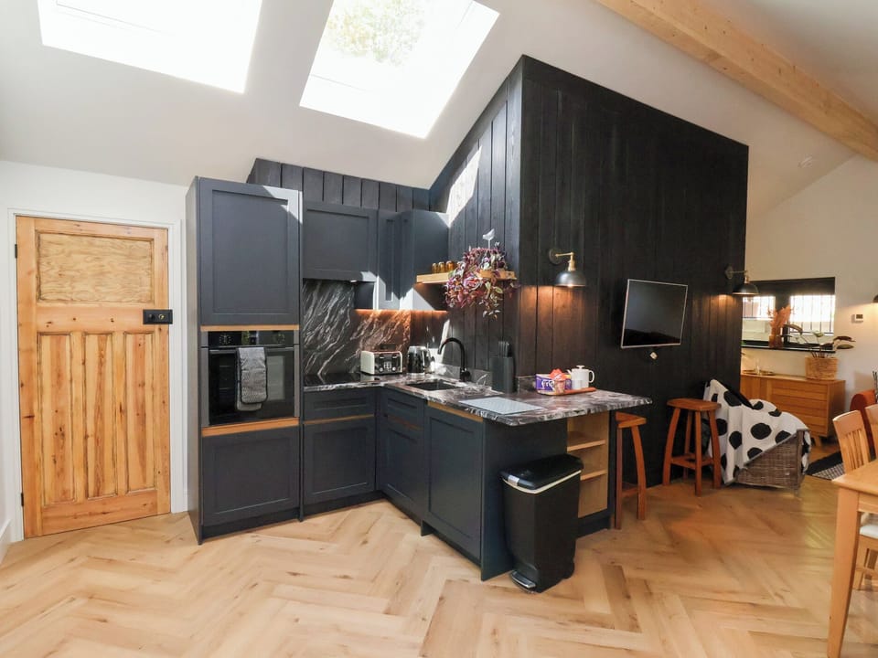 Cottage | Interior