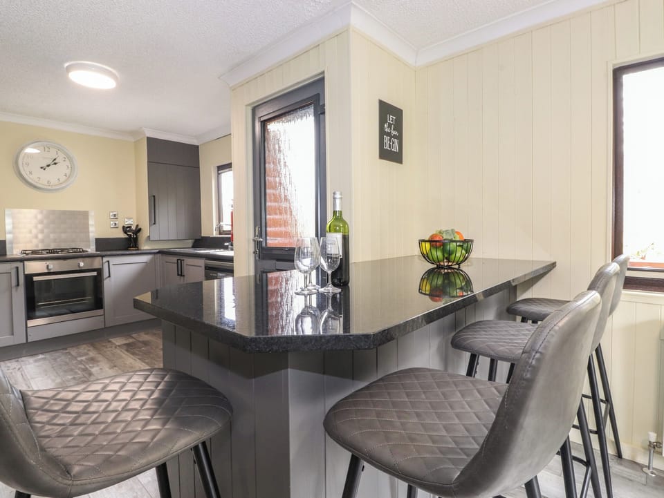 Fridge, dishwasher, electric kettle, toaster
