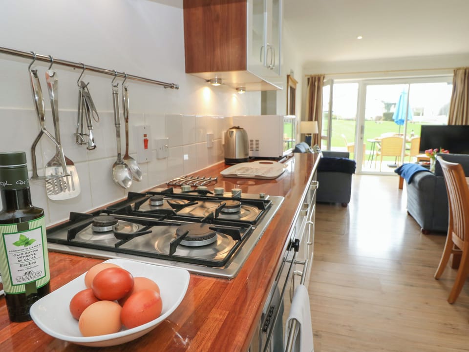 Fridge, dishwasher, electric kettle, toaster