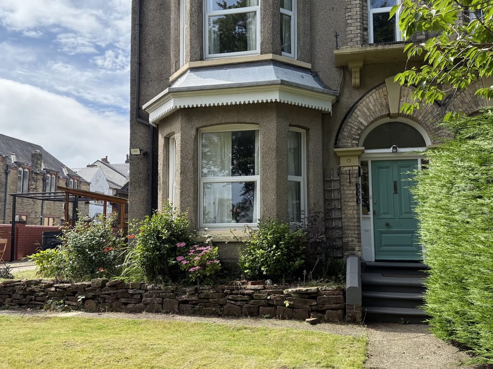 Cottage | Exterior detail