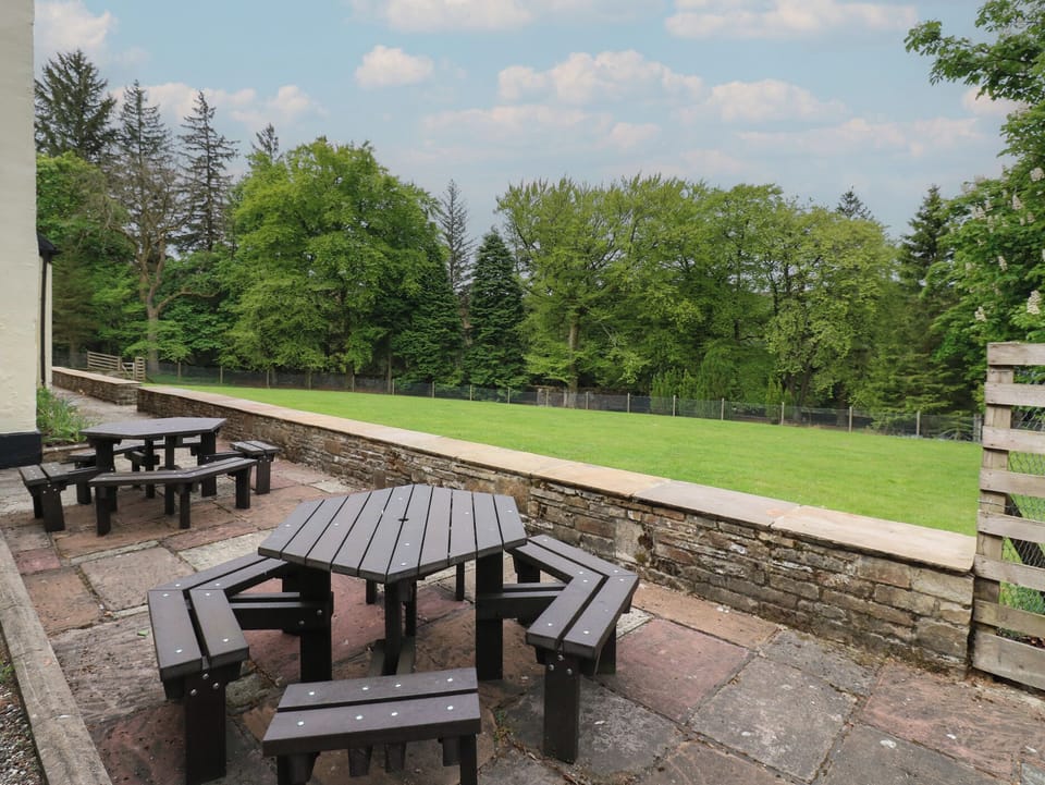 Cottage | Outdoor dining