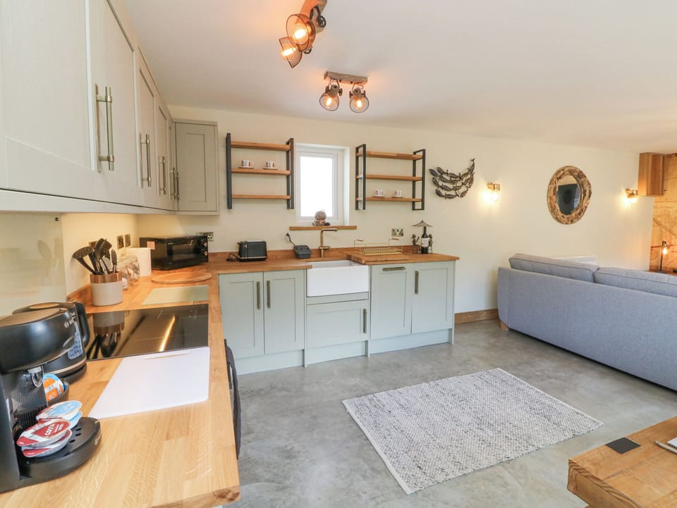 Fridge, dishwasher, electric kettle, toaster