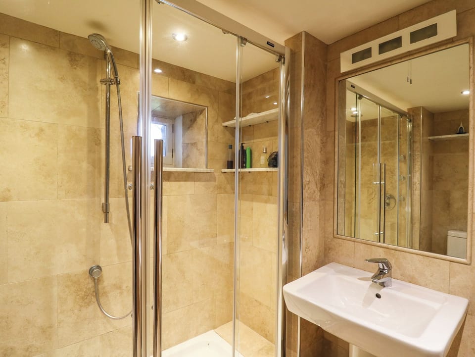 Parc y Marriage Cottage in Wales