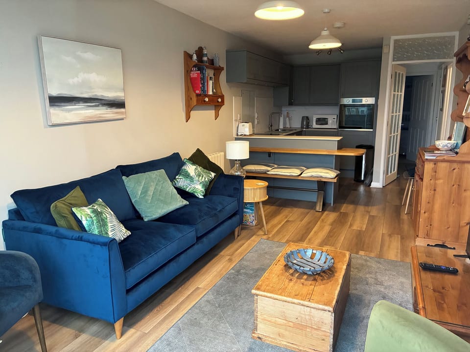 Cottage | Living area