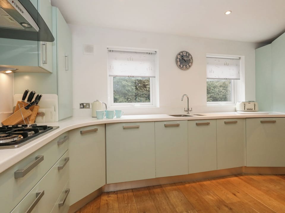 Fridge, dishwasher, electric kettle, toaster