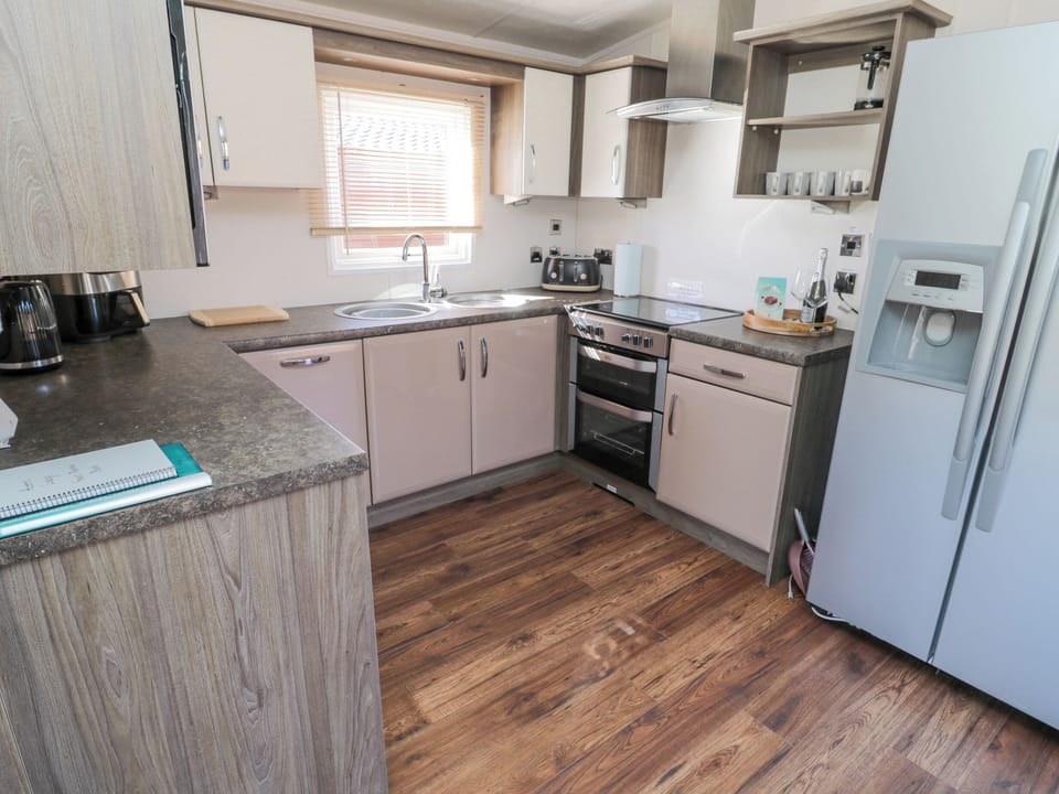 Fridge, dishwasher, electric kettle, toaster