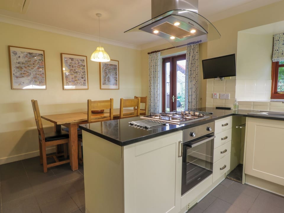 Fridge, dishwasher, electric kettle, toaster