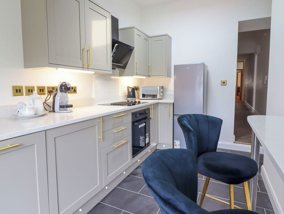 Fridge, dishwasher, electric kettle, toaster